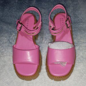 Women's Journee Collection Tillee Pink Shoes Size 7.5 NWOB. Retail $99.99.